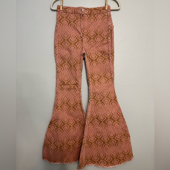 We The Free x Free People Throw It Back Reversible Flare Jeans - Pink - Picture 2 of 10